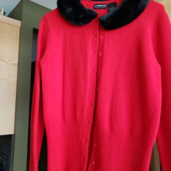 Liz Claiborne Sweaters - Liz Claiborne Classics Sweater